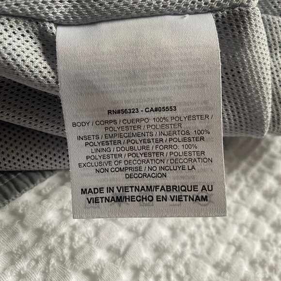 Nike Women’s sporty windbreaker zip-up jacket size small - Picture 7 of 9